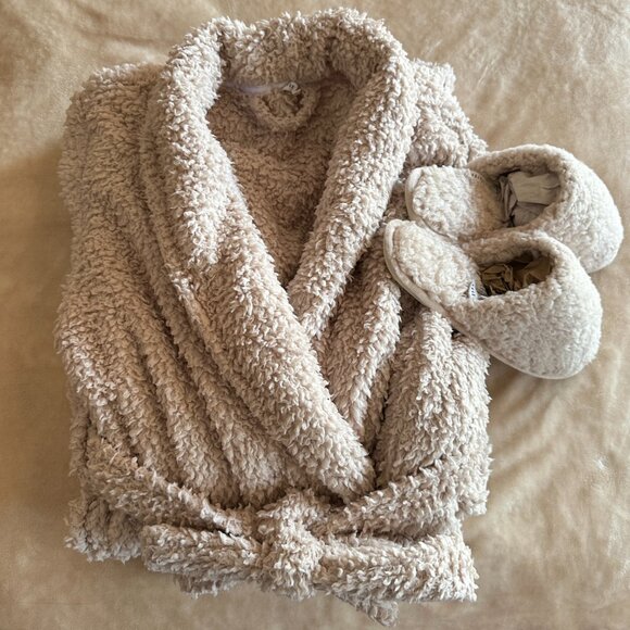 Pottery Barn Other - Pottery Barn Teddy Bear Knee Length Robe and Slippers Set Size Small